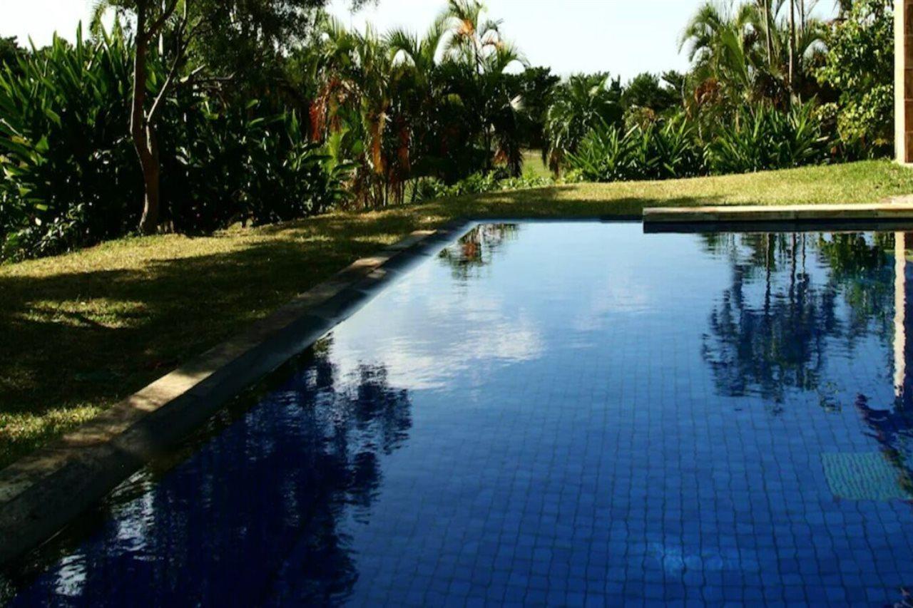 Kanehide Kise Country Club Nago Buitenkant foto